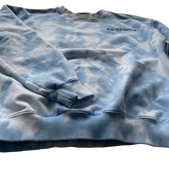ELLANDEMM Cloud Sky Sweatshirt Blue Medium Walking on Sunshine Statement - Picture 6 of 10